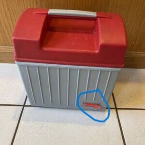 Vintage Rubbermaid Sidekick Cooler